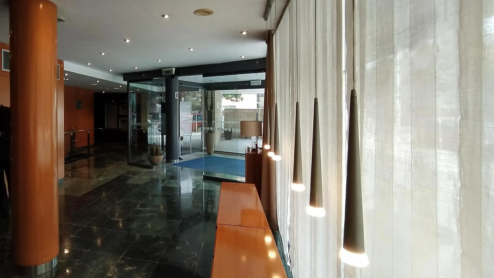 Sercotel Cornella Barcelona Корнелья де Лиобрегат 3*,